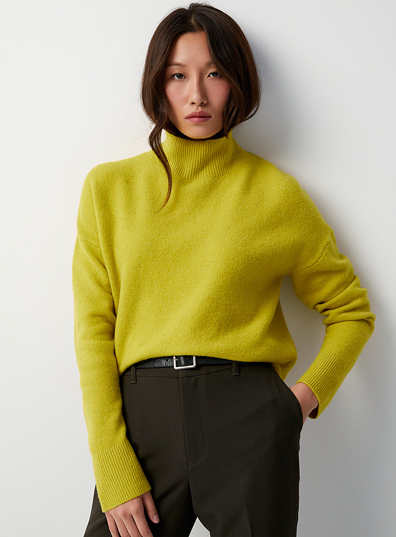 Contemporaine Chartreuse Loose mock-neck sweater for women