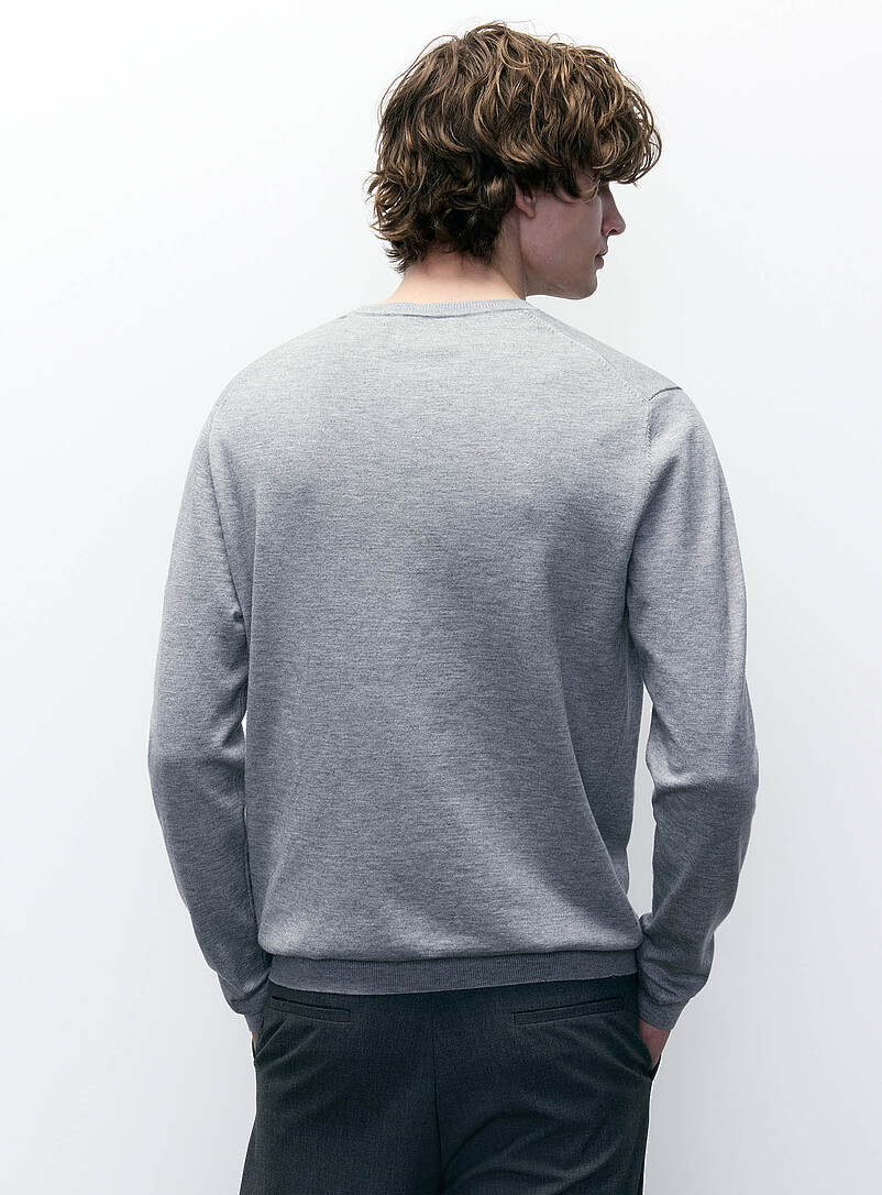 Silky knit crew-neck sweater | Le 31 | Shop Men's Crew Neck