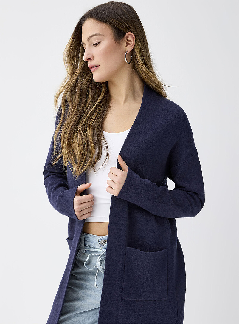 Twik: Le long cardigan poches plaqu&eacute;es Chocolat - Espresso pour femme