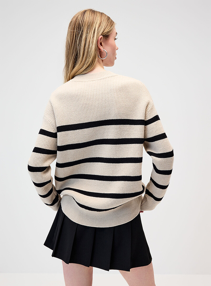 Twik: Le chandail ample &agrave; rayures Taupe pour femme