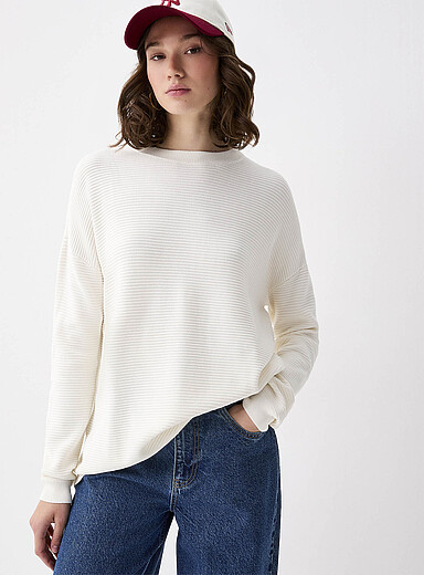 Twik: Le chandail ample tricot ottoman Blanc cass&eacute; pour femme