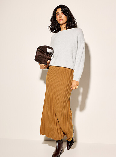 Ic&ocirc;ne Ochre Pleated thick-knit midi skirt for women