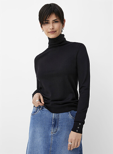 Contemporaine: Le chandail col roul&eacute; manches boutonn&eacute;es Noir pour femme