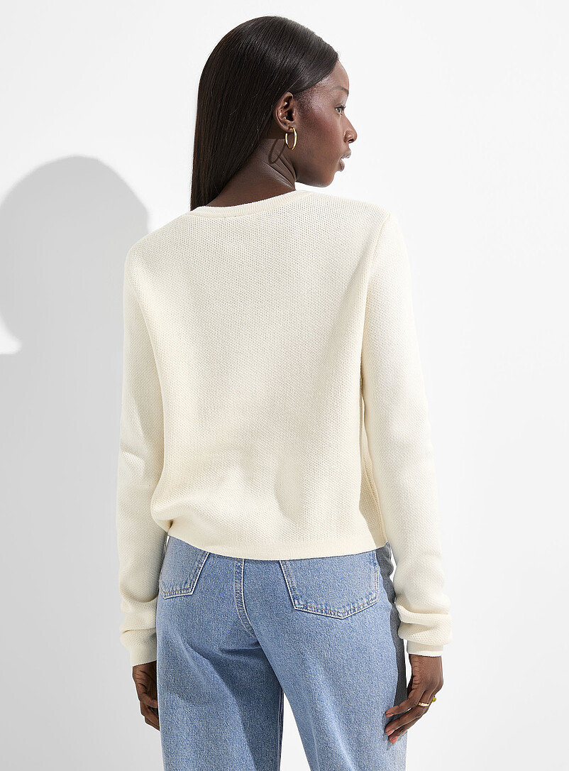 Ic&ocirc;ne: Le cardigan carr&eacute; boutons boucles perl&eacute;es Blanc cass&eacute; pour femme