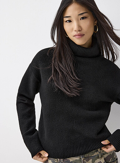 Le chandail carr&eacute; col roul&eacute;