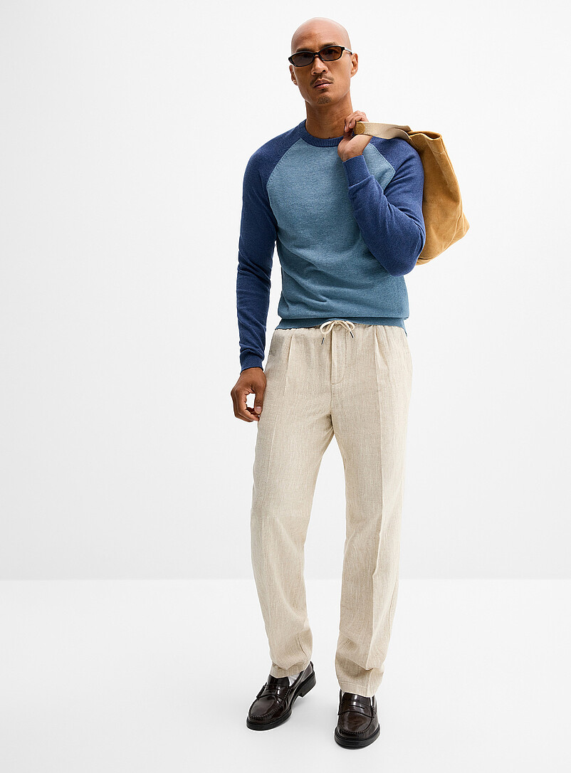 Le 31 Navy/Midnight Blue Colourblock raglan sweater for men