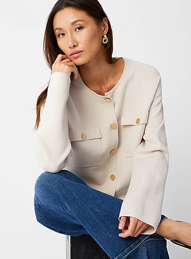 Le cardigan &agrave; poches boutons dor&eacute;s
