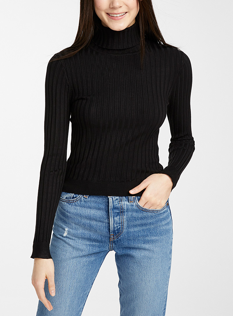 Solid ribbed turtleneck | Twik | Shop Women's Sweaters and Cardigans ...