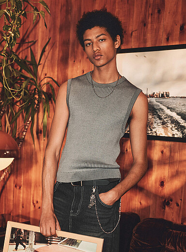 La camisole c&ocirc;tel&eacute;e deux tons