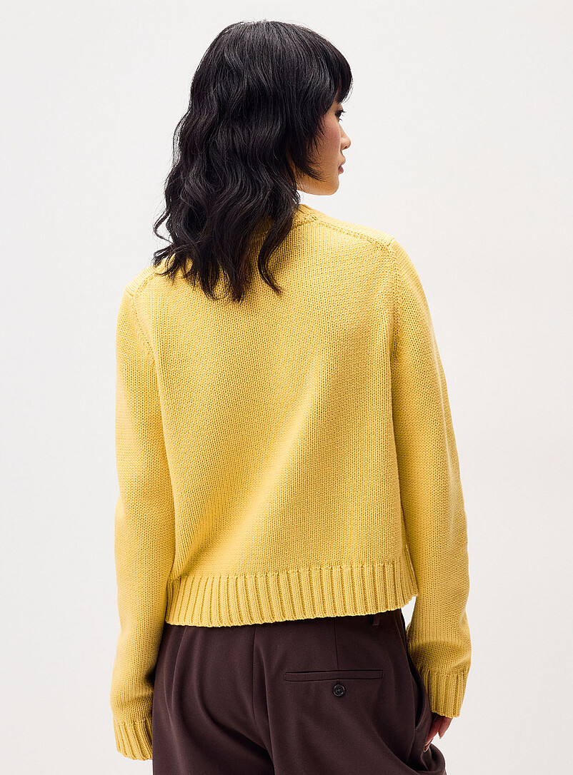 Twik: Le cardigan boutons coeurs Jaune tournesol pour femme