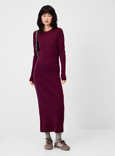 Twik: La robe maxi ajust&eacute;e tricot c&ocirc;tel&eacute; Bourgogne pour femme