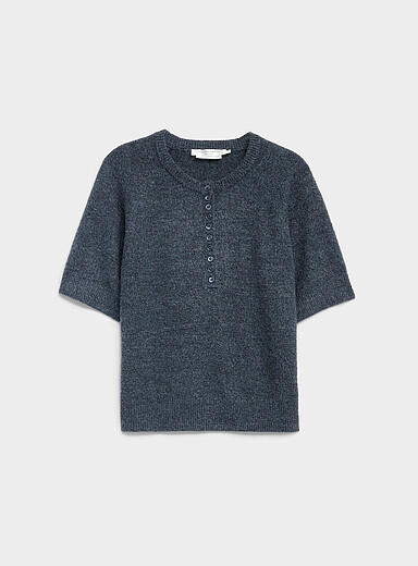 Henley collar plush knit boxy-fit sweater