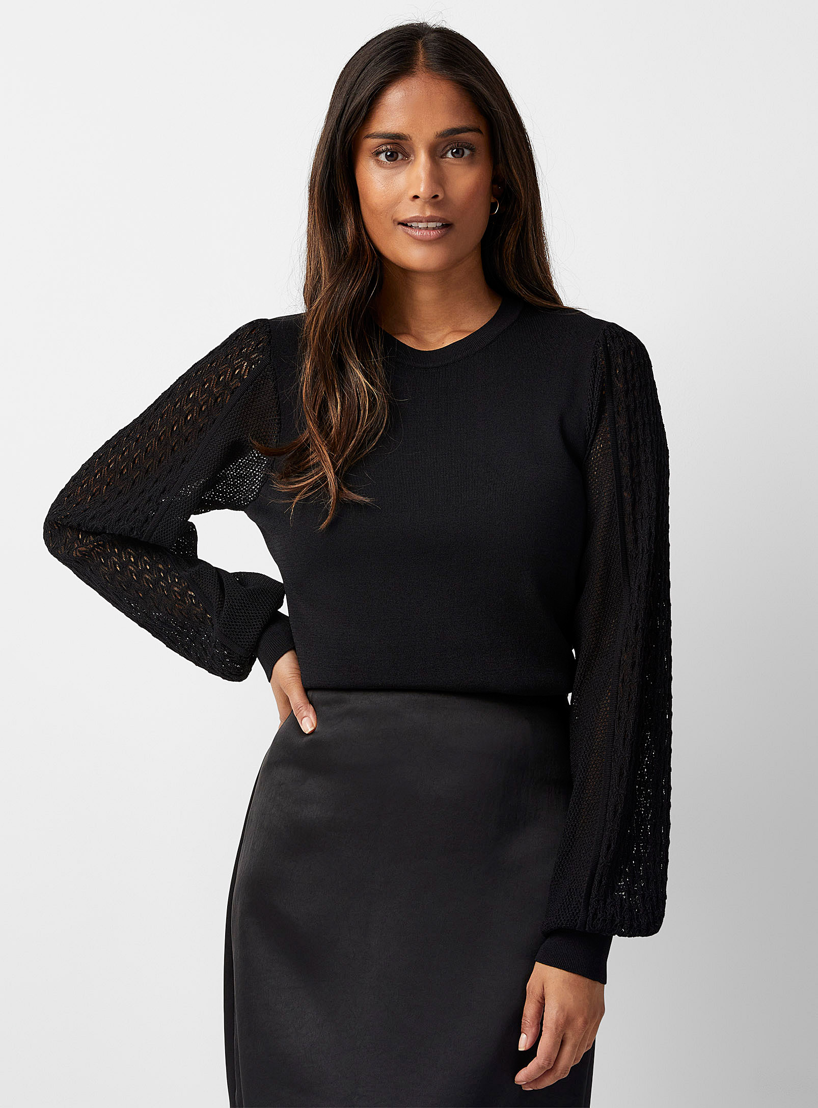 Contemporaine Openwork Sleeves Thick-knit Sweater In Black