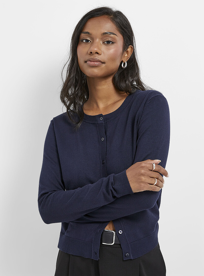 Fine-knit crew-neck cardigan product image (primary)