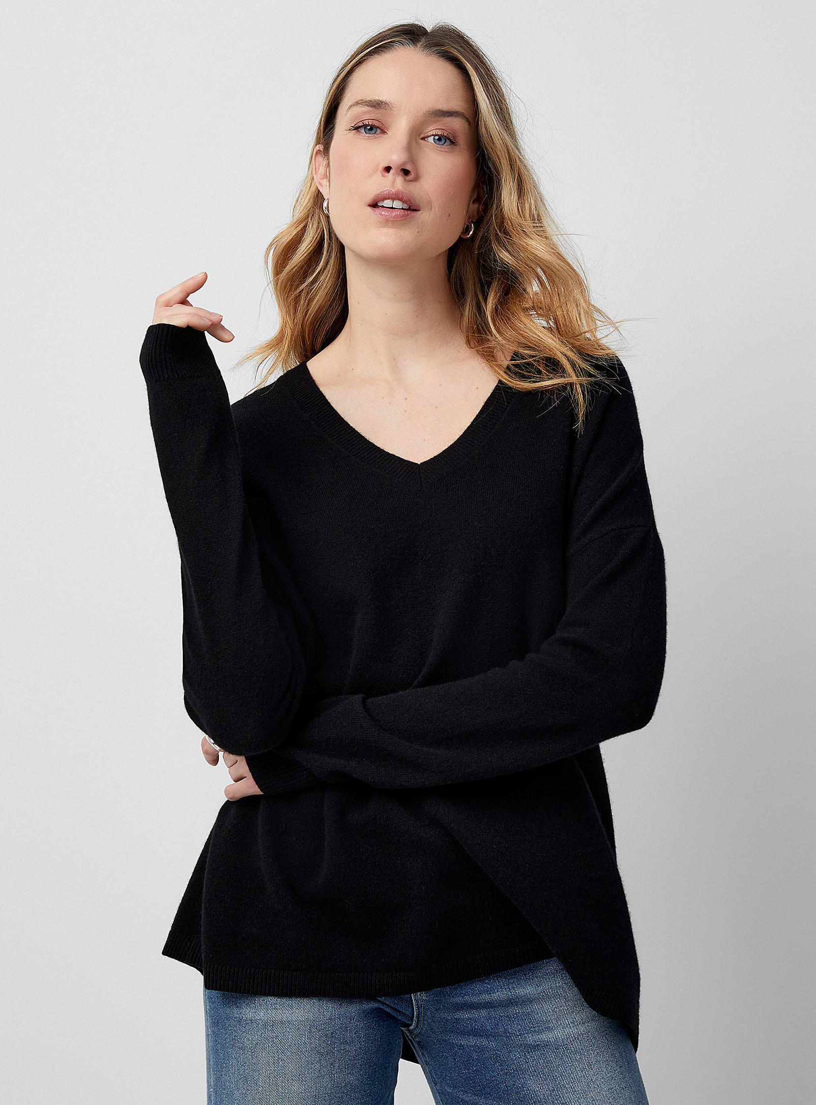 Contemporaine Cashmere-wool Blend Oversized Sweater In Black