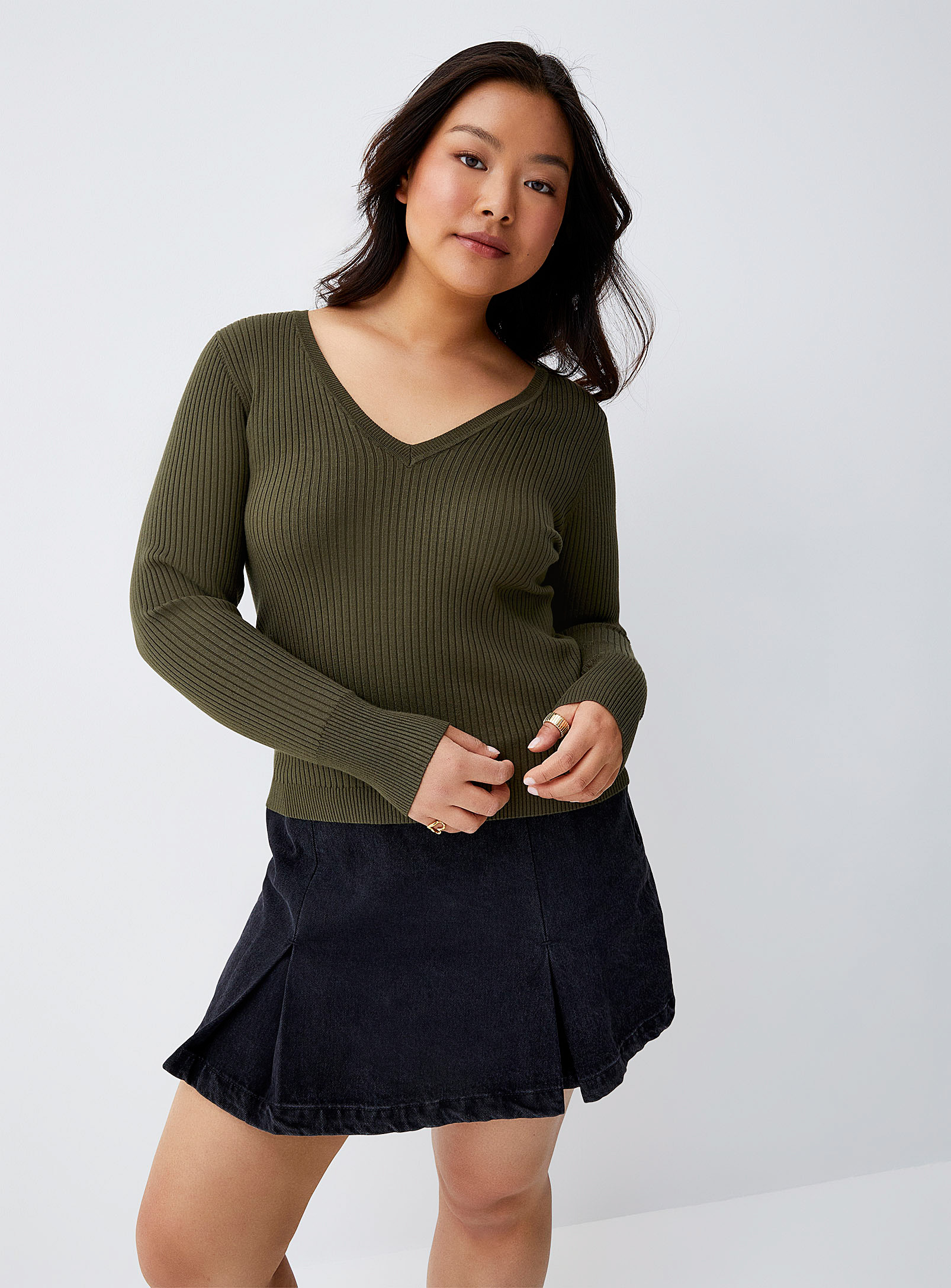 Twik Ribbed Fitted V-neck Sweater In Khaki/sage/olive