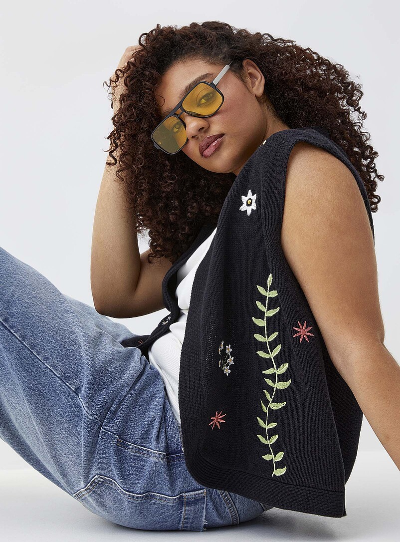 Floral Knit Vest
