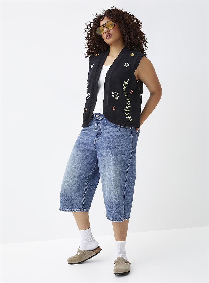 Floral knit vest product image 2