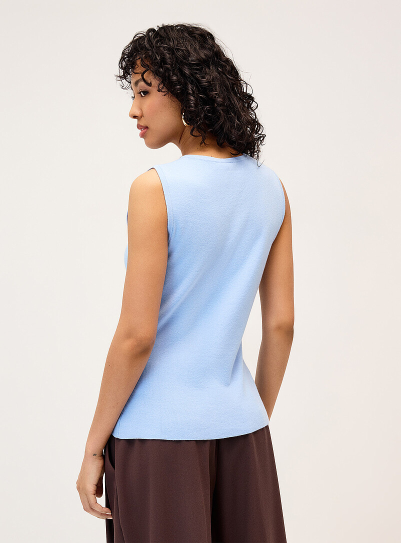 Fitted split-front sweater vest product image 3