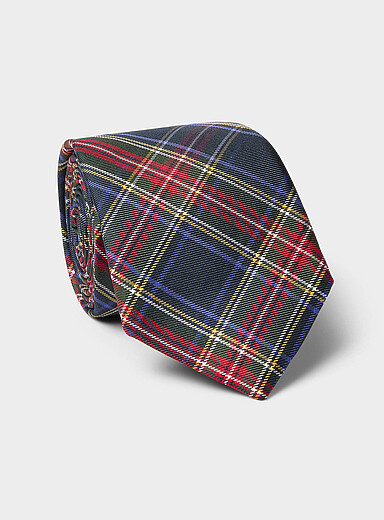 La cravate tartan Royal Stewart sombre