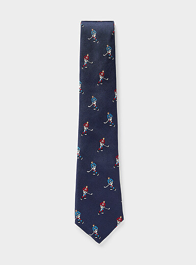 Hockey player tie
