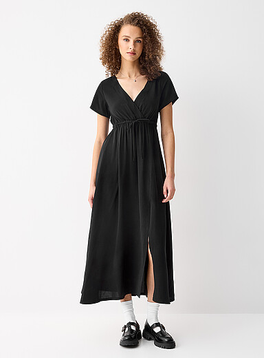 Crossover neckline crepe maxi dress