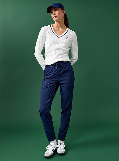 Lightweight stretch fabric joggers