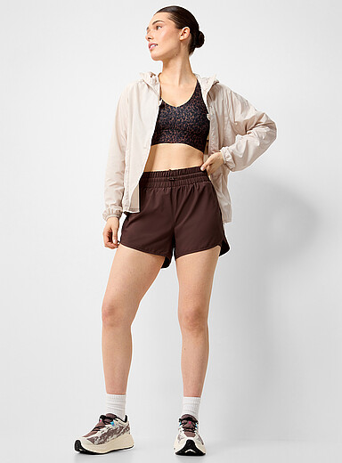 Le short ourlets fendus Longueur 4"