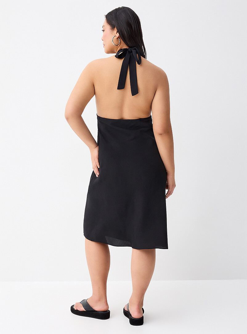Twik: La robe midi licou cr&ecirc;pe Noir pour femme
