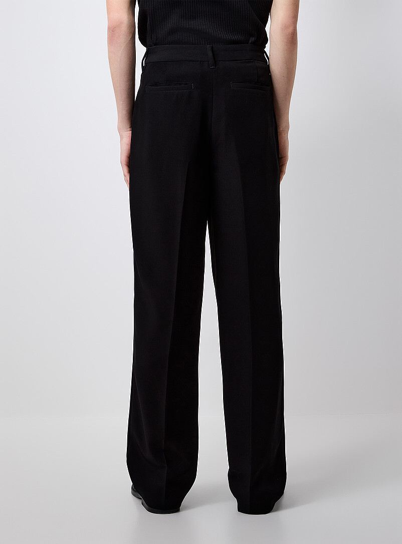 Le 31: Le pantalon souple monochrome <b>Coupe Paris - Relaxe &agrave; taille haute</b> Noir pour homme