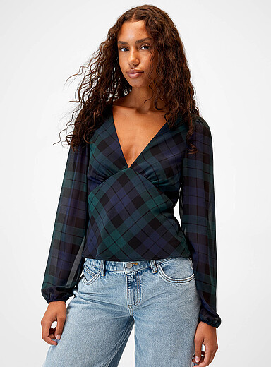 La blouse chiffon encolure V dos nou&eacute;