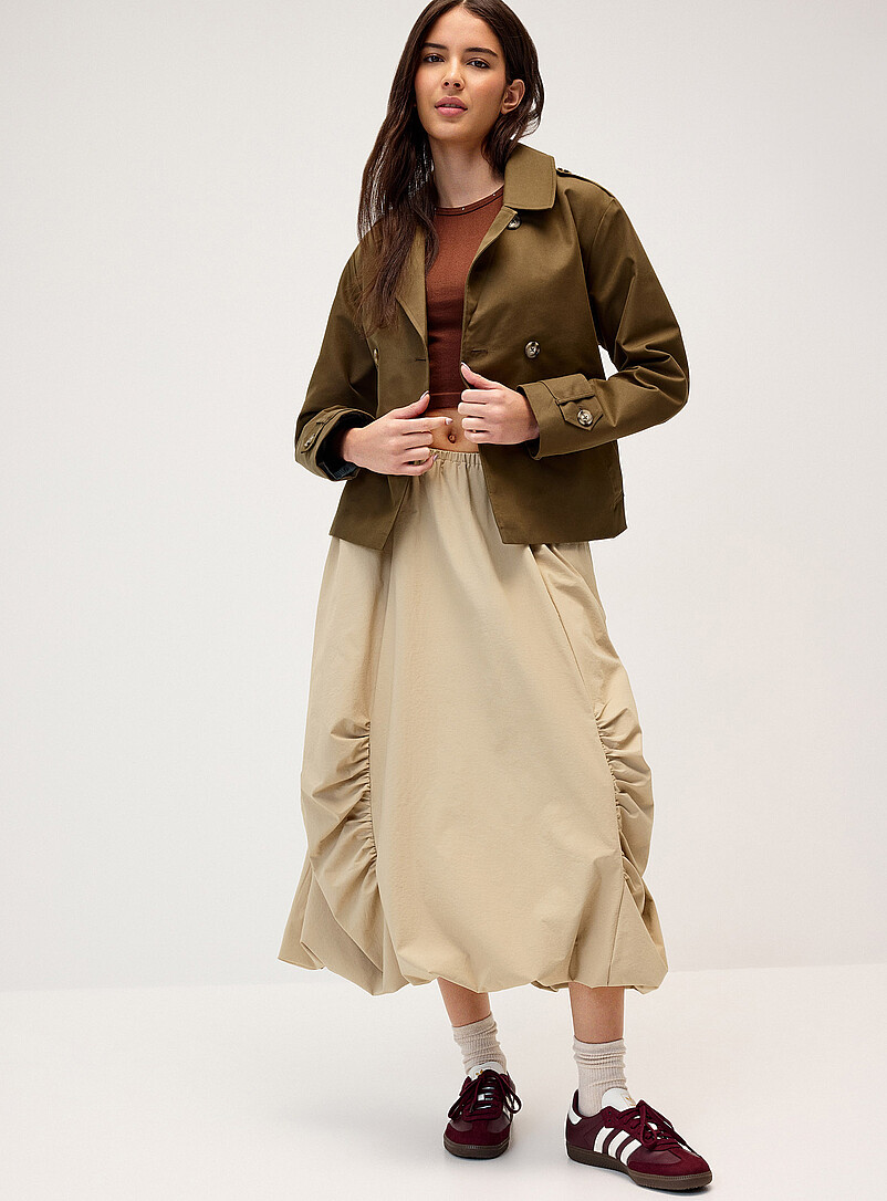 Twik: Le trench court ceinture oeillets Vert pour femme