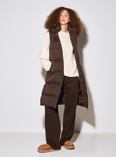Sleeveless long puffer jacket