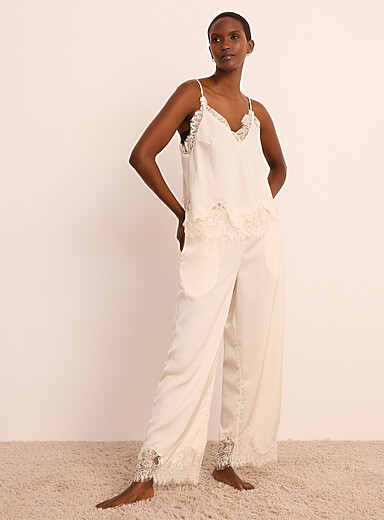 Le pantalon satin&eacute; bord dentelle