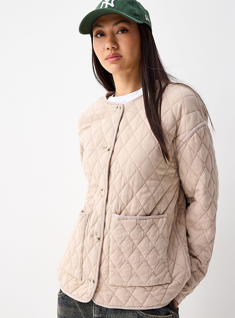 Diamond Pattern Piped Quilted Jacket