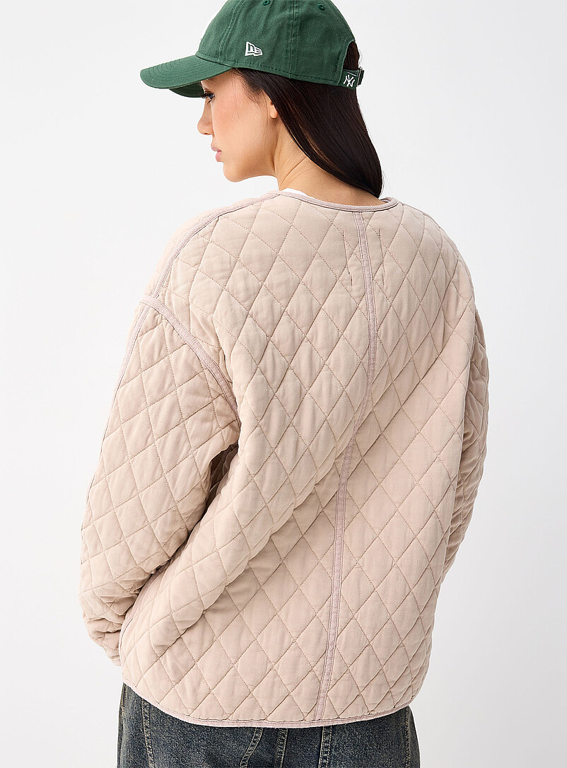 Diamond pattern piped quilted jacket product image 3