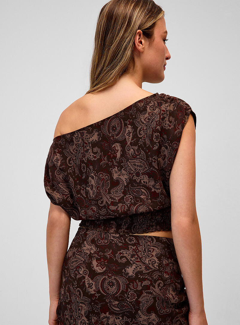 Smocked waist off-the-shoulder blouse product image 3