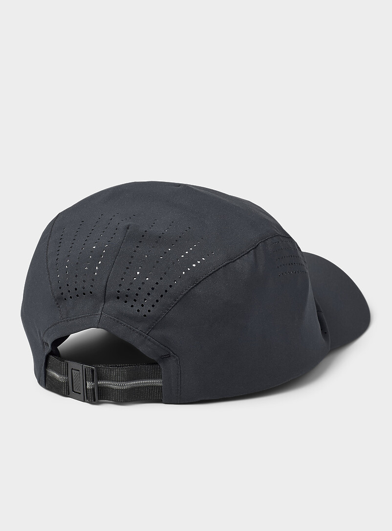Salomon Black SHAKEout soft 5-panel cap for women