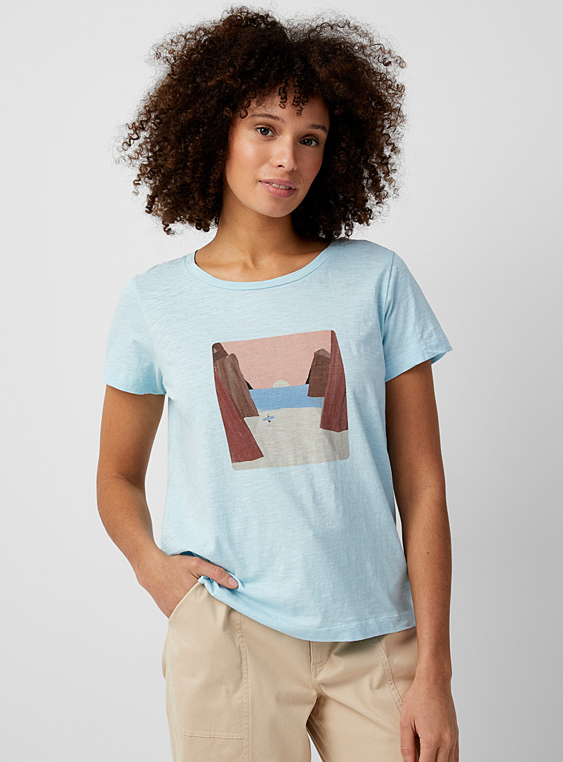 Contemporaine: Le t-shirt motif artistique Sarcelle-turquoise-aqua pour femme
