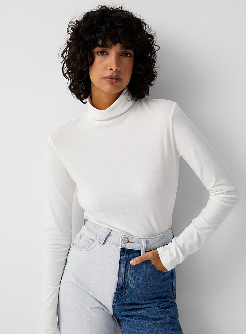 Twik White Organic cotton turtleneck T-shirt for women