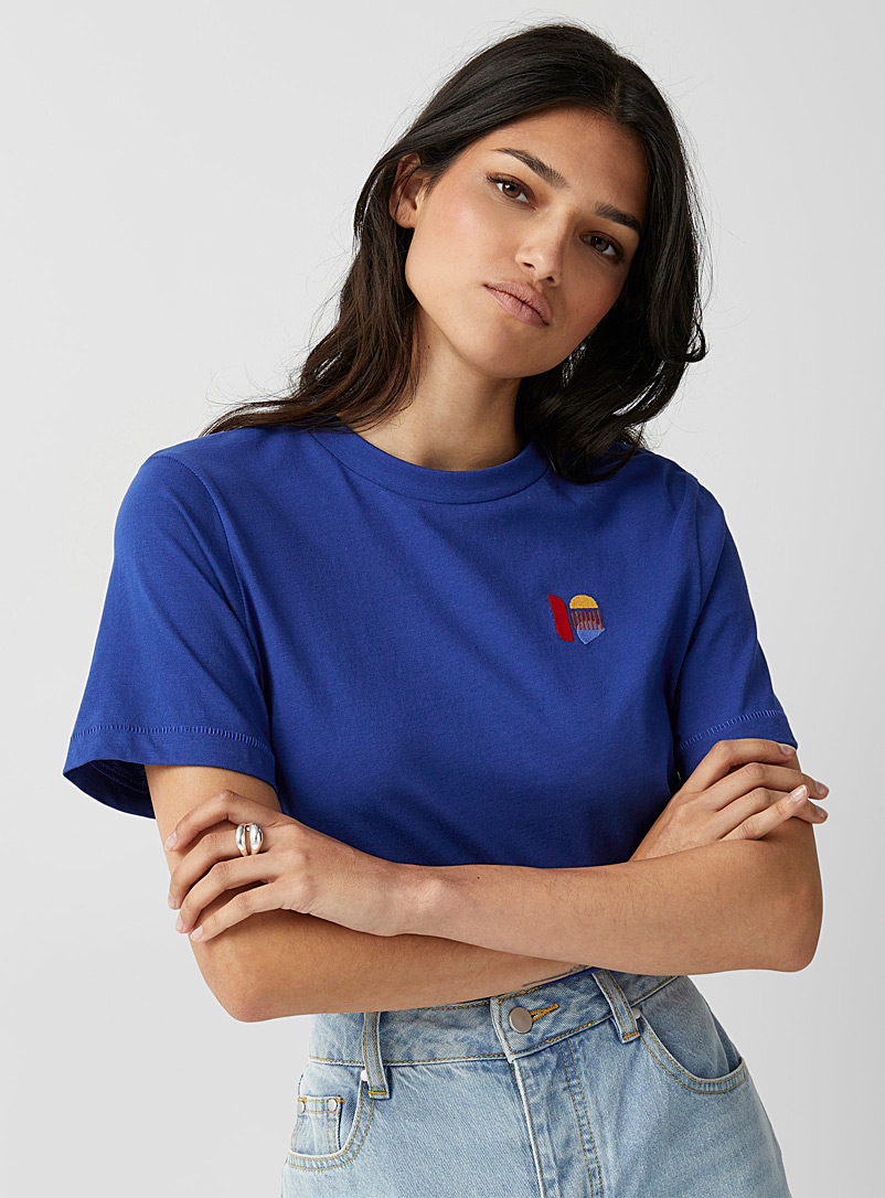 Icône: Le t-shirt motifs brodés coton bio Bleu à motifs pour femme