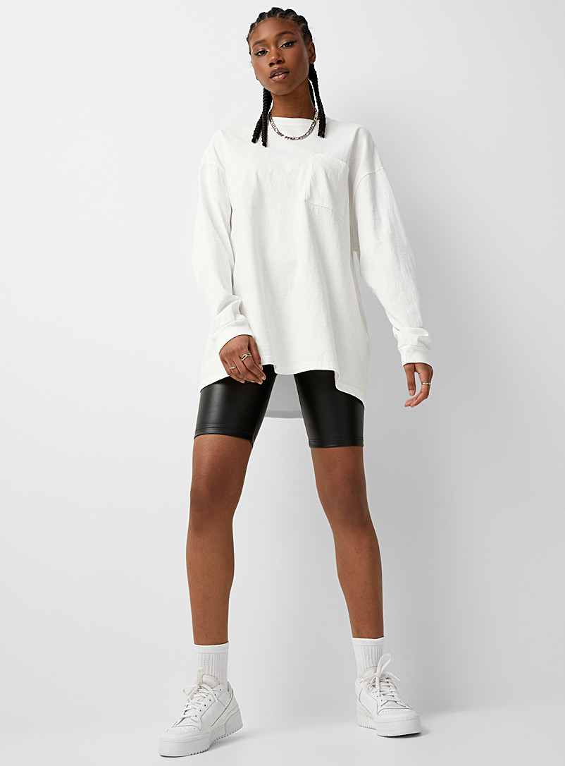 Twik: Le t-shirt ultra-ample fini délavé Blanc pour femme