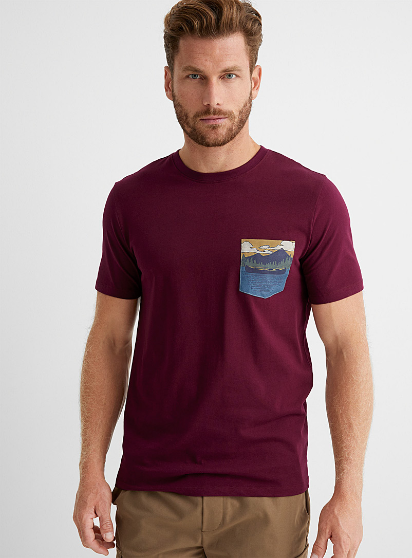 Le 31: Le t-shirt pochette accent Rouge foncé-vin-rubis pour homme
