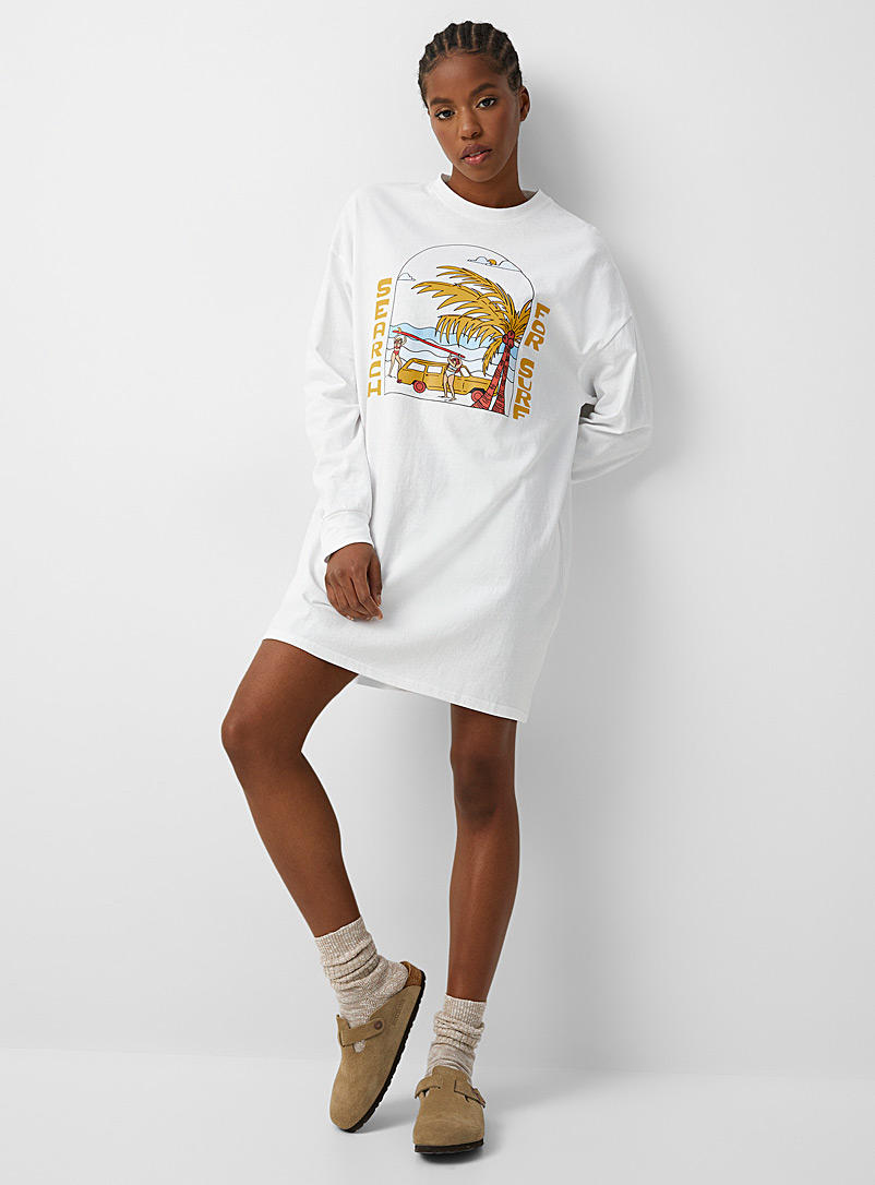 Twik Patterned White Quebec illustration T-shirt dress for women