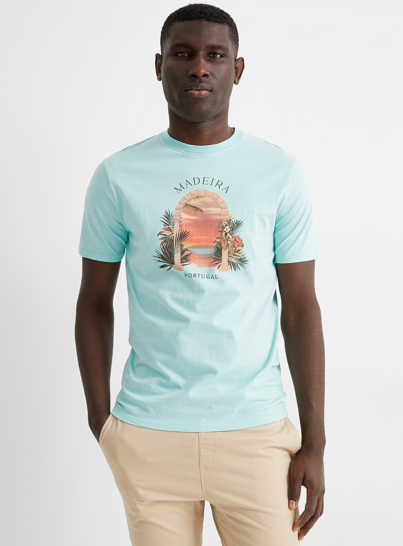 Le 31 Baby Blue Beach vacation T-shirt for men