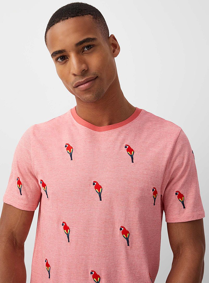 Le 31: Le t-shirt rayé brodé emblèmes vacances Corail pour homme