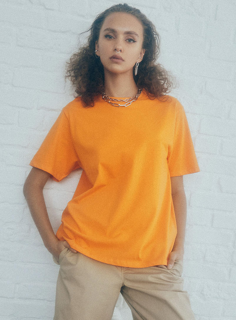 Twik: Le t-shirt carré col rond manches courtes Orange pour femme
