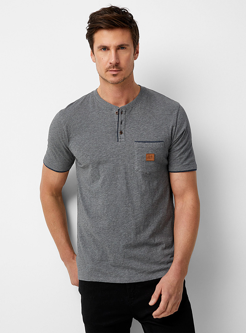 Le 31 Charcoal Faux-leather emblem Henley T-shirt for men