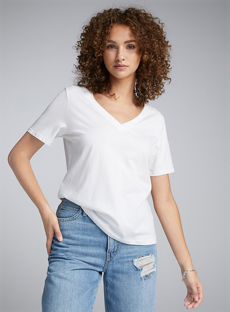 Twik: Le t-shirt carré col V manches courtes Blanc pour femme