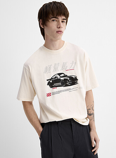 T-shirt tendance avec imprimé guitares moderne devant - blanc cassé imprimé T-shirt tendance avec imprimé guitares moderne devant - blanc cassé imprimé